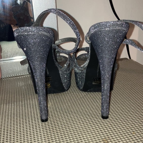 Chinese Laundry heels - Picture 8 of 8